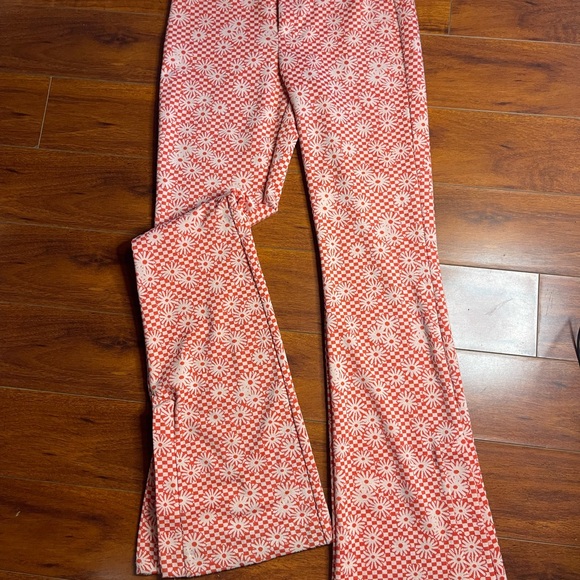 Zara Red and White Floral Stretch Flaired Pants | Size Medium - Picture 7 of 7
